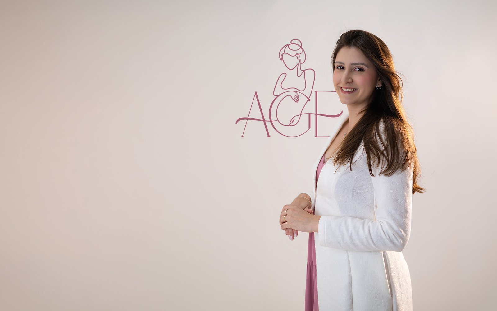 Thais Coelho — especialista em estética para gestantes